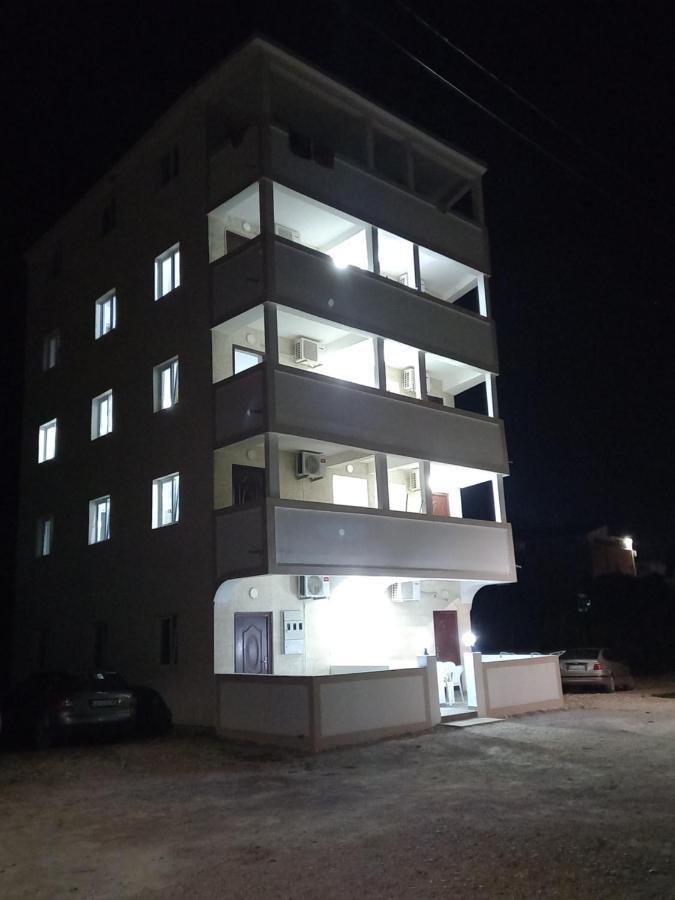 Md Apartmani Čanj 外观 照片